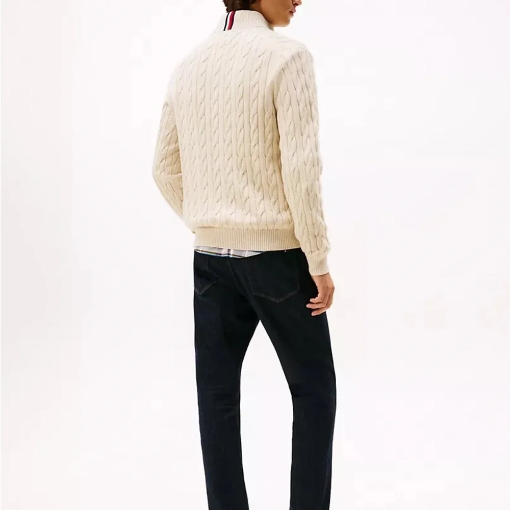 New! Tommy Hilfiger Men's Cream Cable Knit Sweater Size M